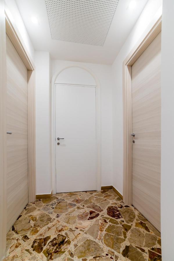 Le Calette Rooms - Puglia Mia Apartments モノーポリ エクステリア 写真