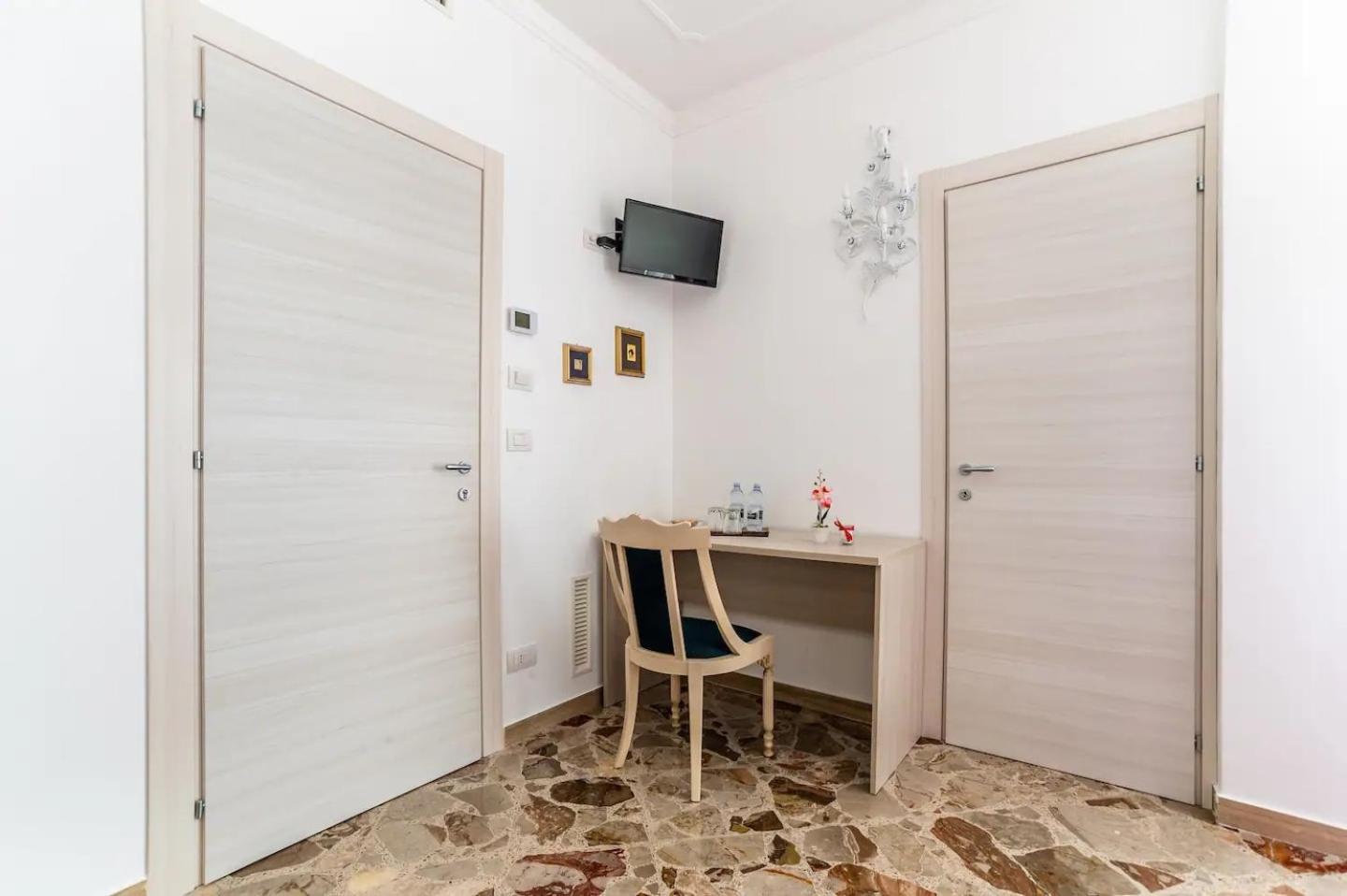 Le Calette Rooms - Puglia Mia Apartments モノーポリ エクステリア 写真